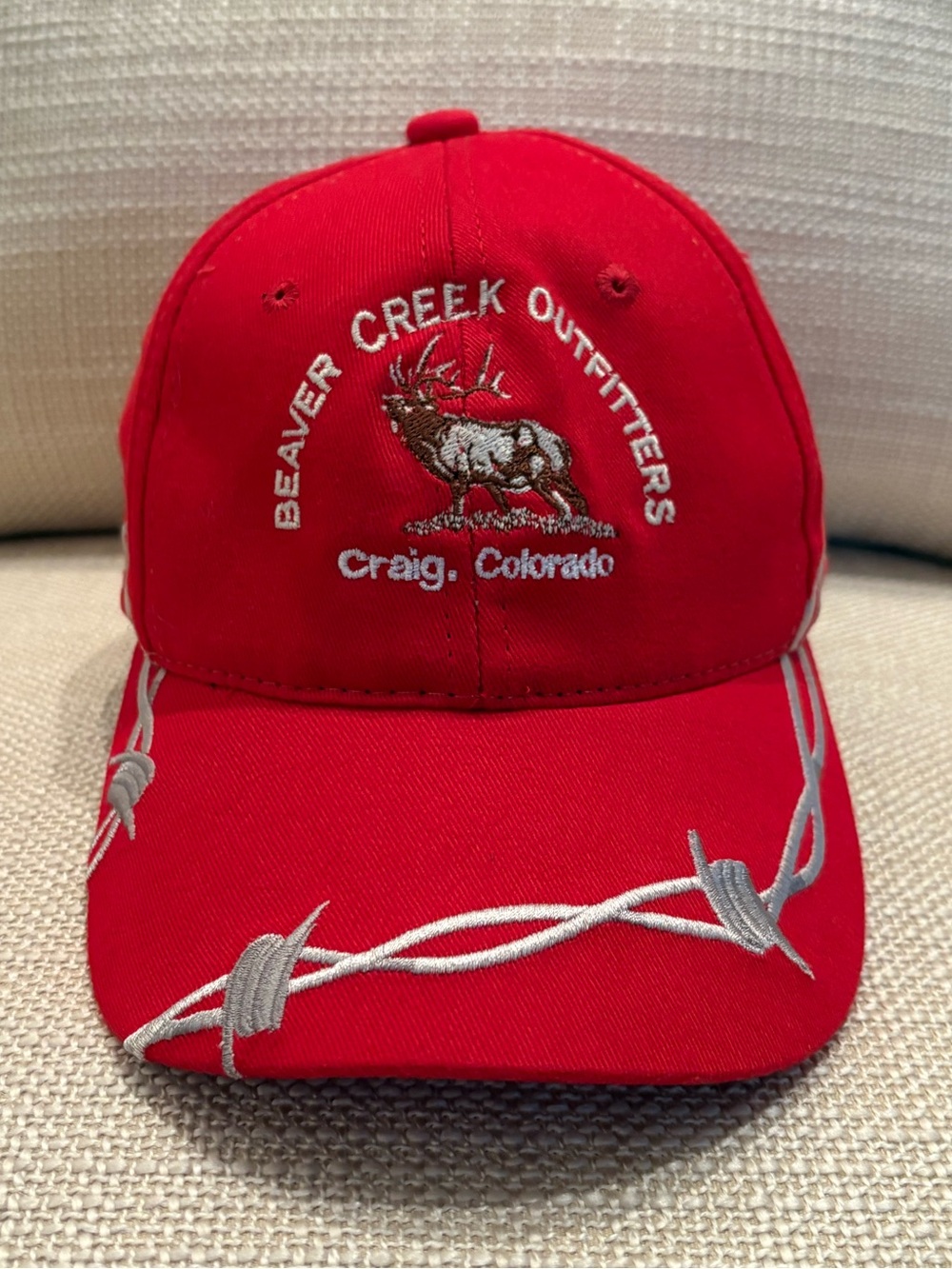 Beaver Creek Outfitters Colorado Red Trucker Hat Embroidered Elk w Barbwire Brim